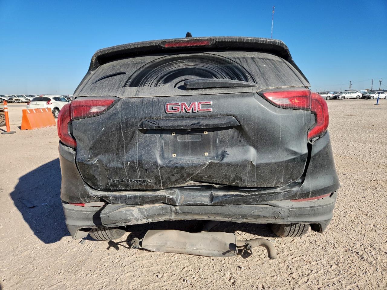 2020 GMC TERRAIN SLE photo 6