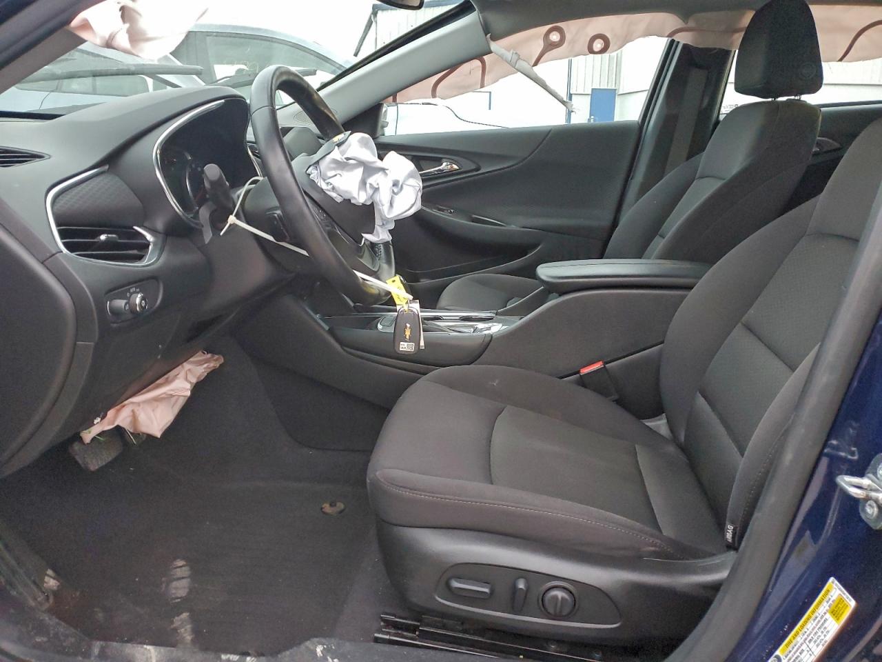 2017 CHEVROLET MALIBU HYBRID photo 7
