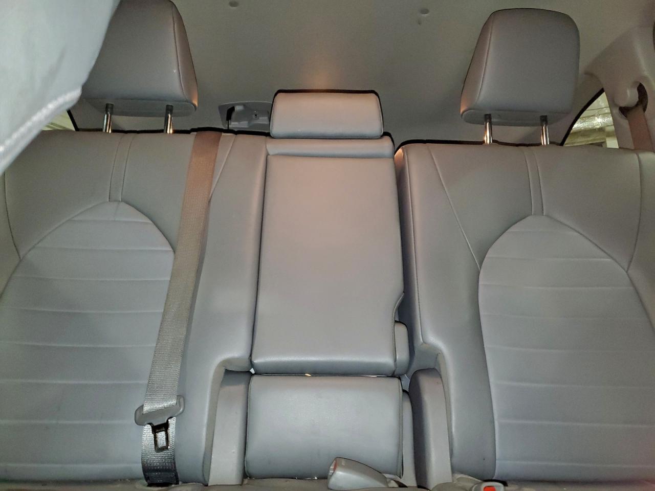 2022 TOYOTA HIGHLANDER HYBRID XLE photo 10