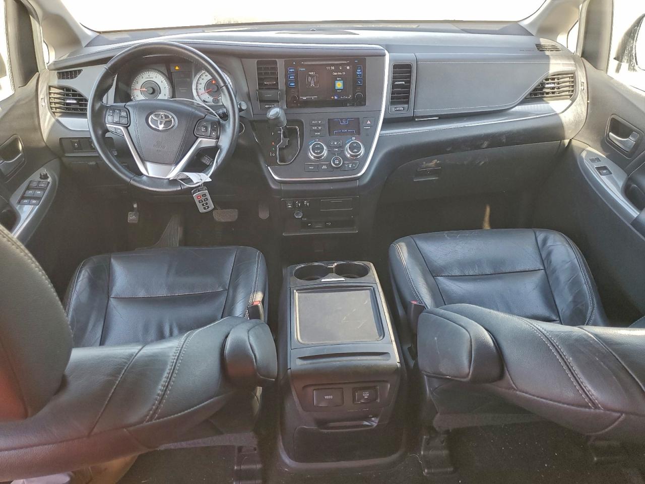 2015 TOYOTA SIENNA SPORT photo 8