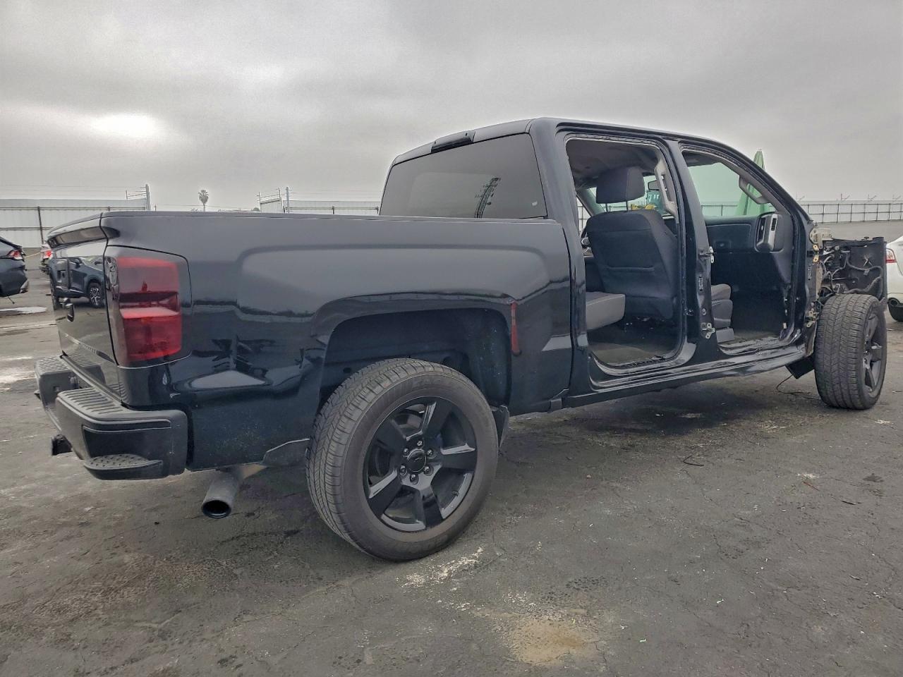 2016 CHEVROLET SILVERADO C1500 LT photo 3