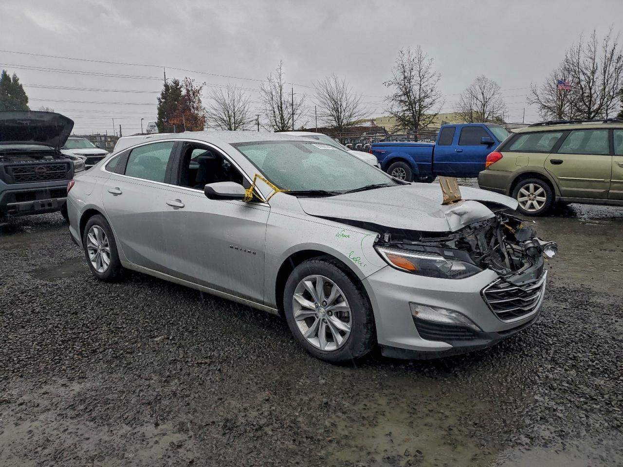 2021 CHEVROLET MALIBU LT photo 4