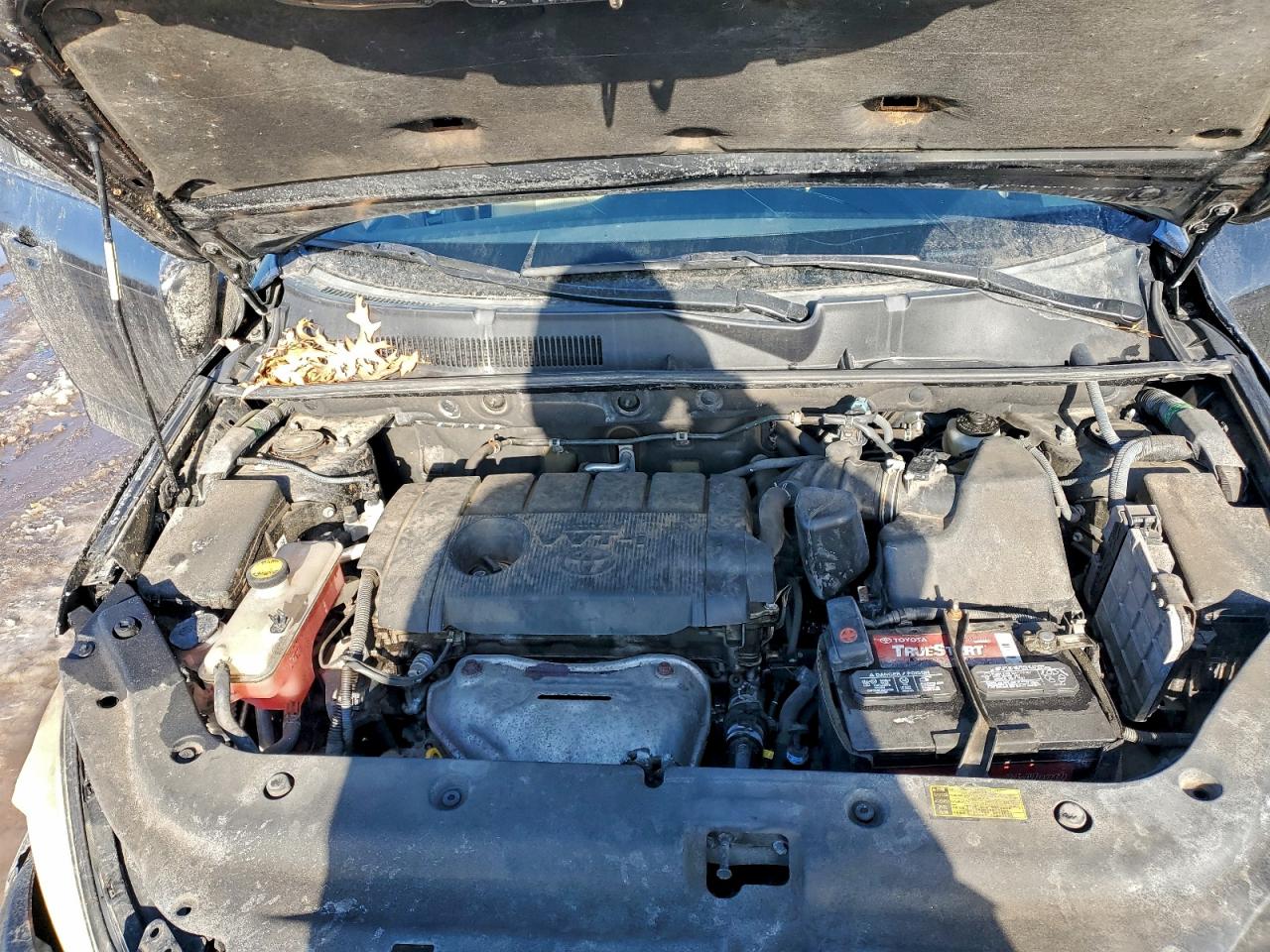 2011 TOYOTA RAV4 photo 12