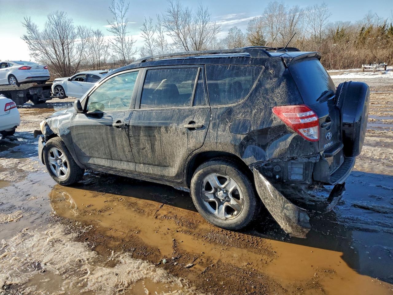 2011 TOYOTA RAV4 photo 2
