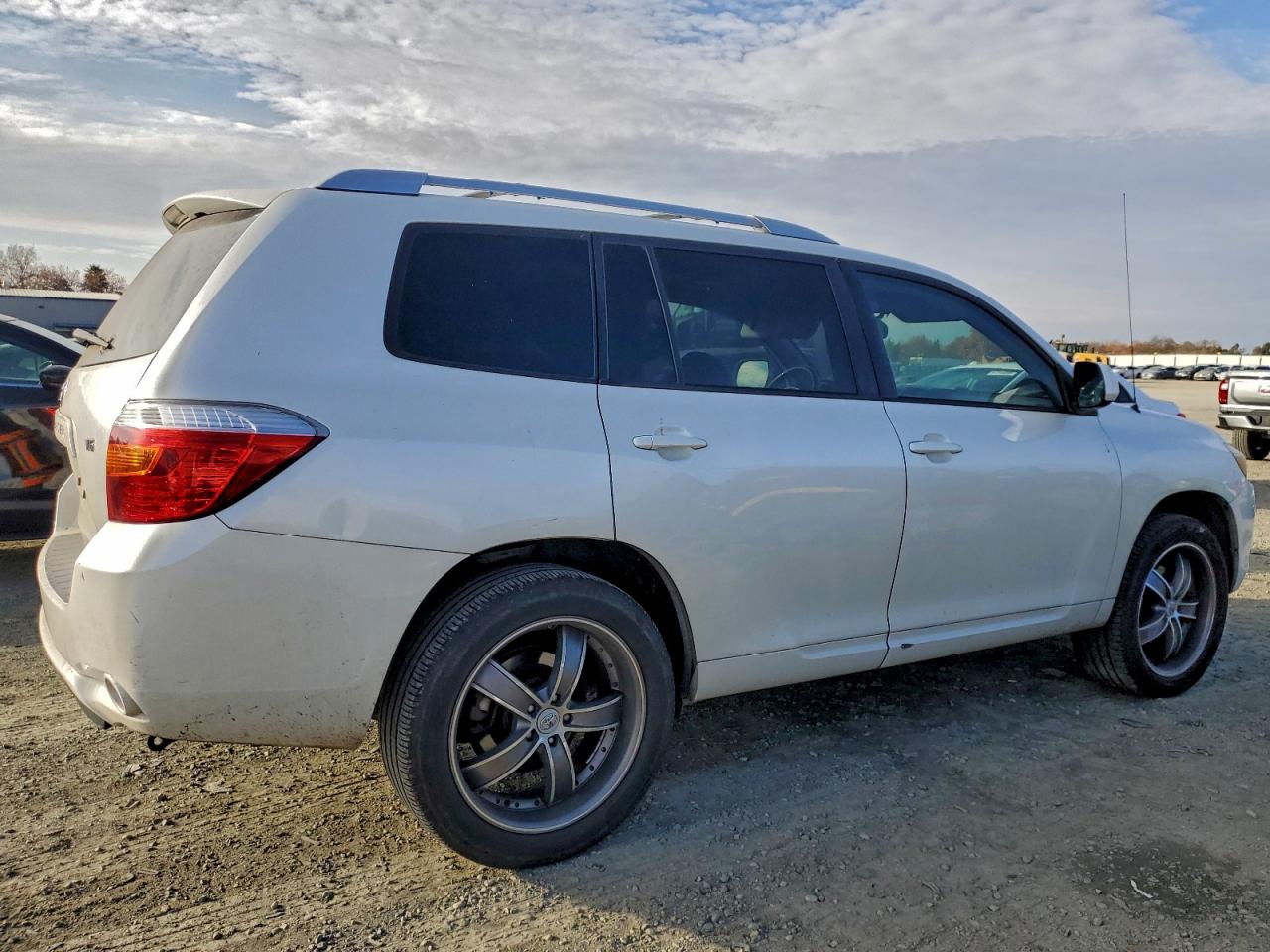 2008 TOYOTA HIGHLANDER photo 3