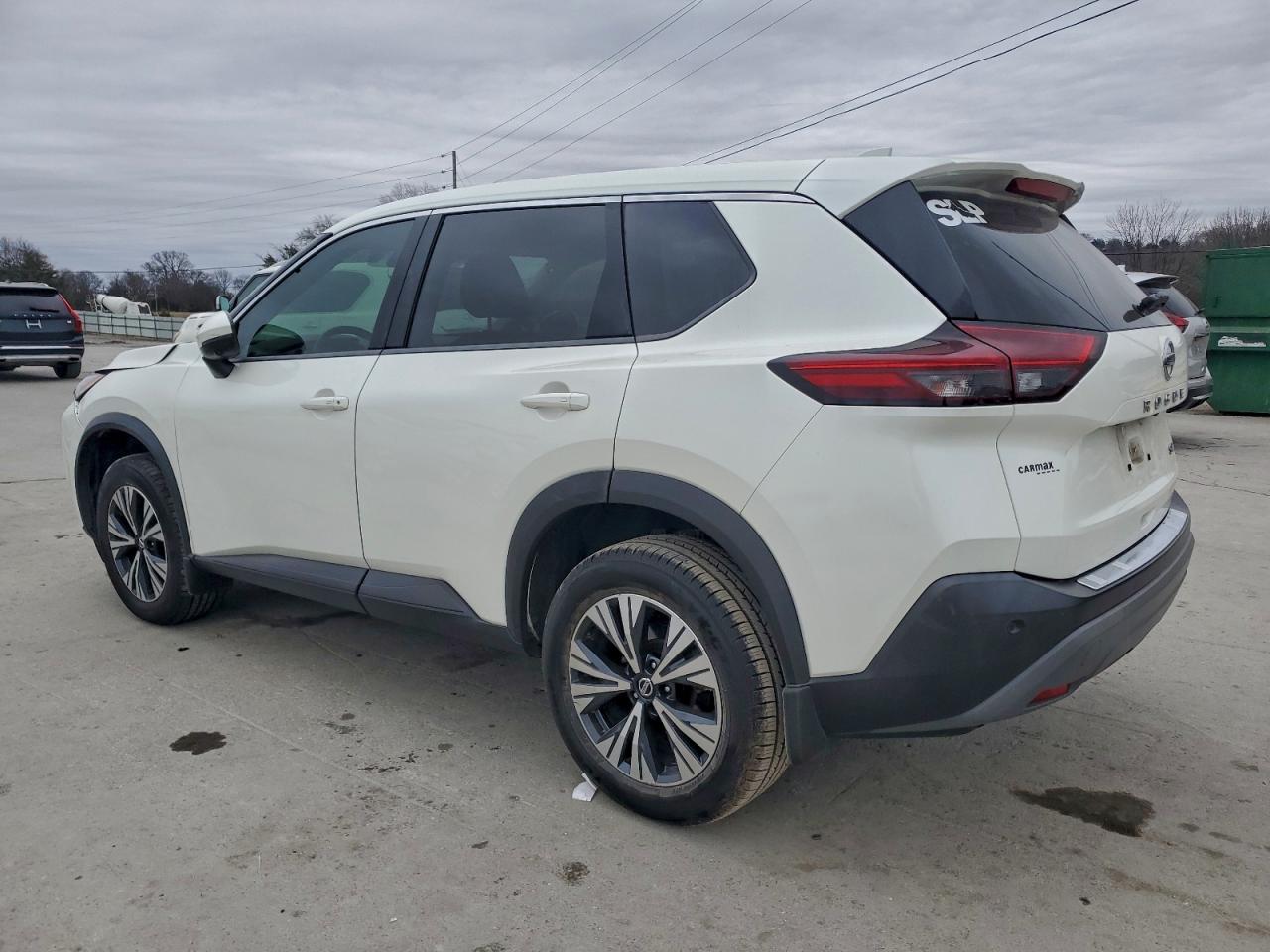 2021 NISSAN ROGUE SV photo 2