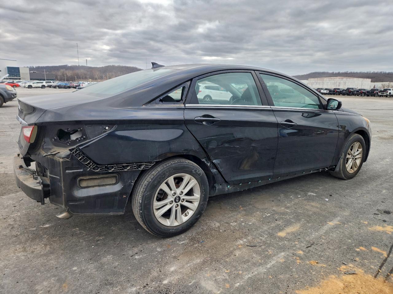 2013 HYUNDAI SONATA GLS photo 3