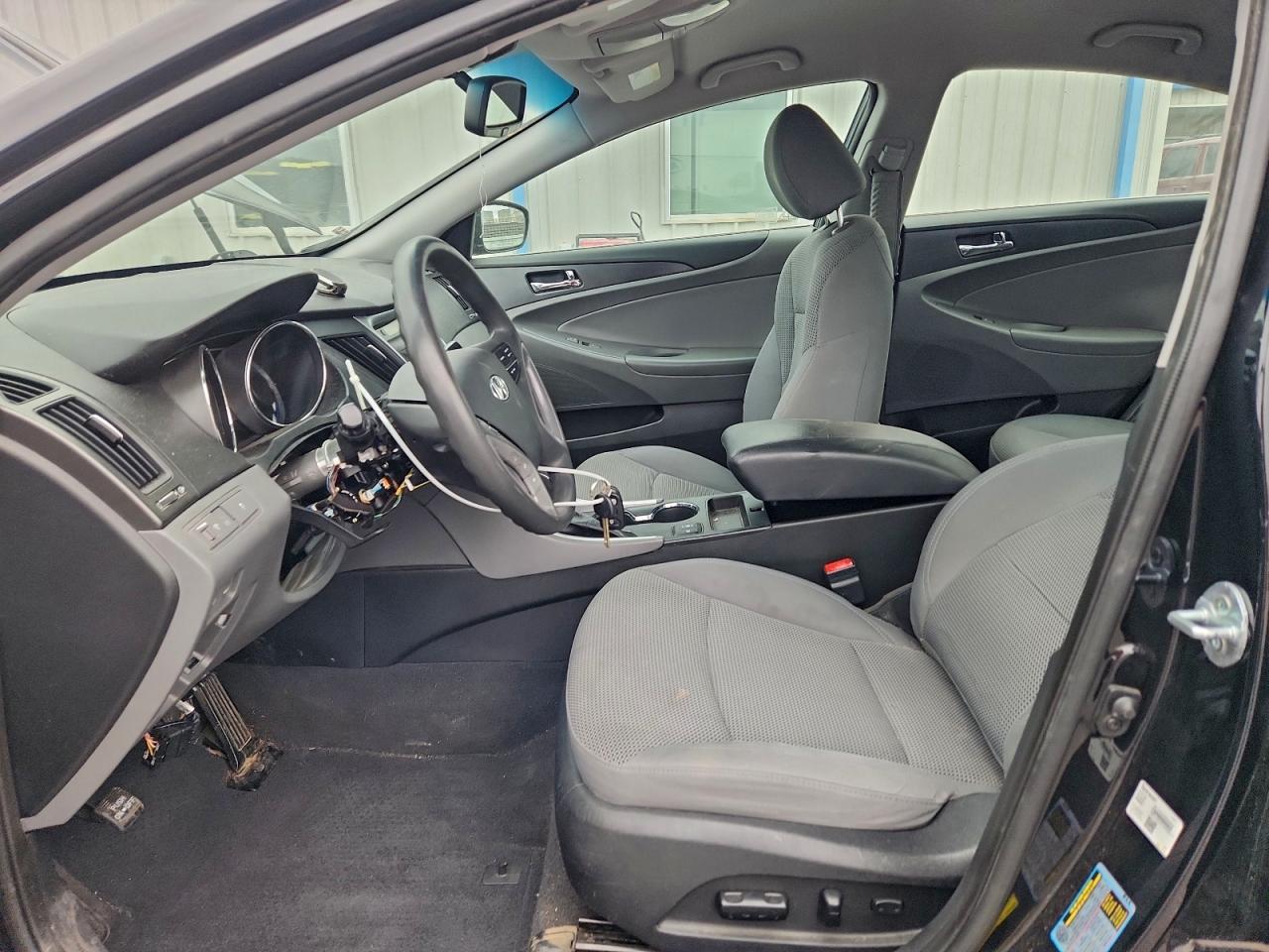 2013 HYUNDAI SONATA GLS photo 7