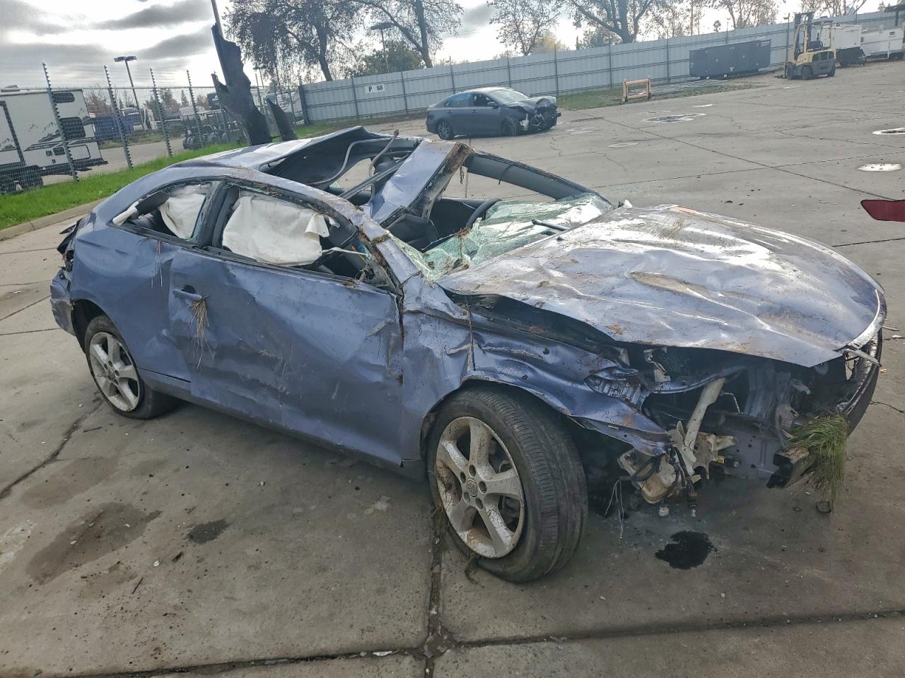 2004 TOYOTA CAMRY SOLARA SE photo 4