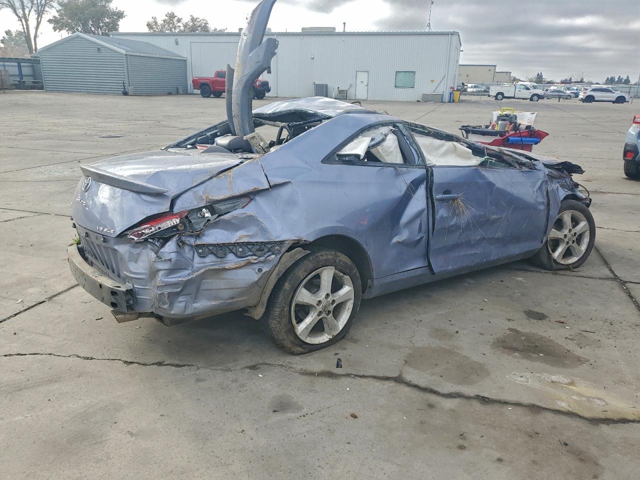 2004 TOYOTA CAMRY SOLARA SE photo 3
