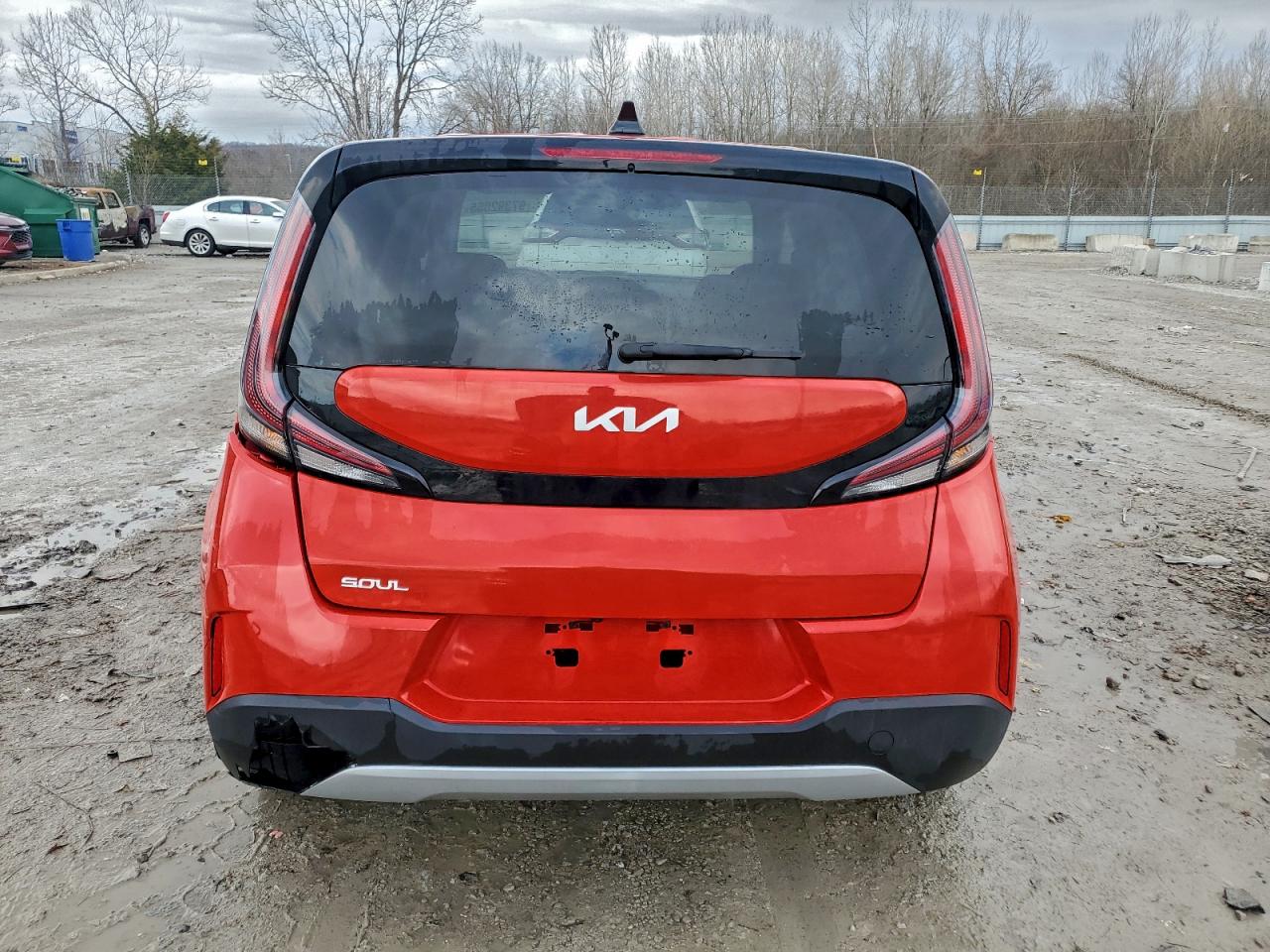 2024 KIA SOUL LX photo 6