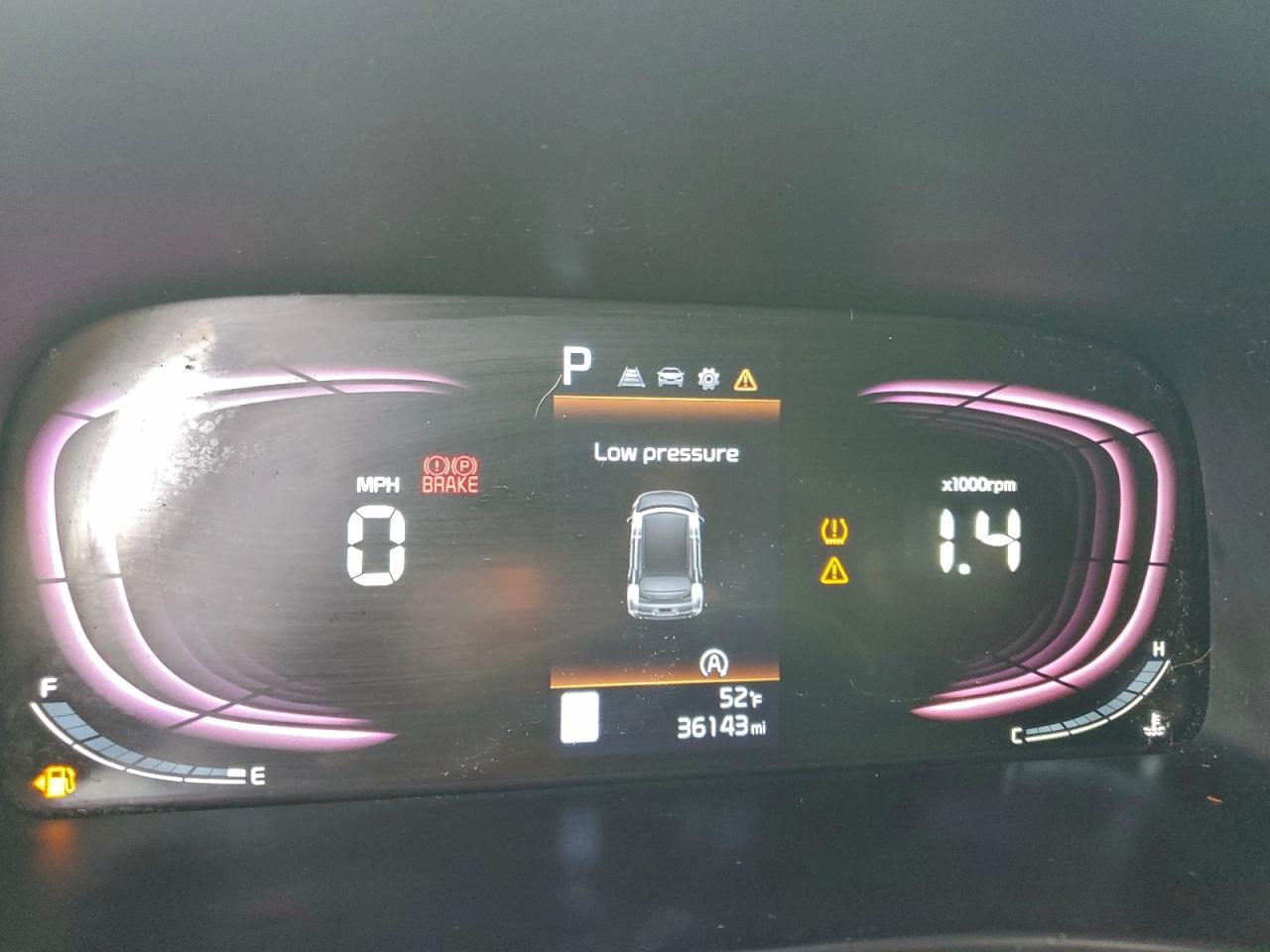 2024 KIA SOUL LX photo 9