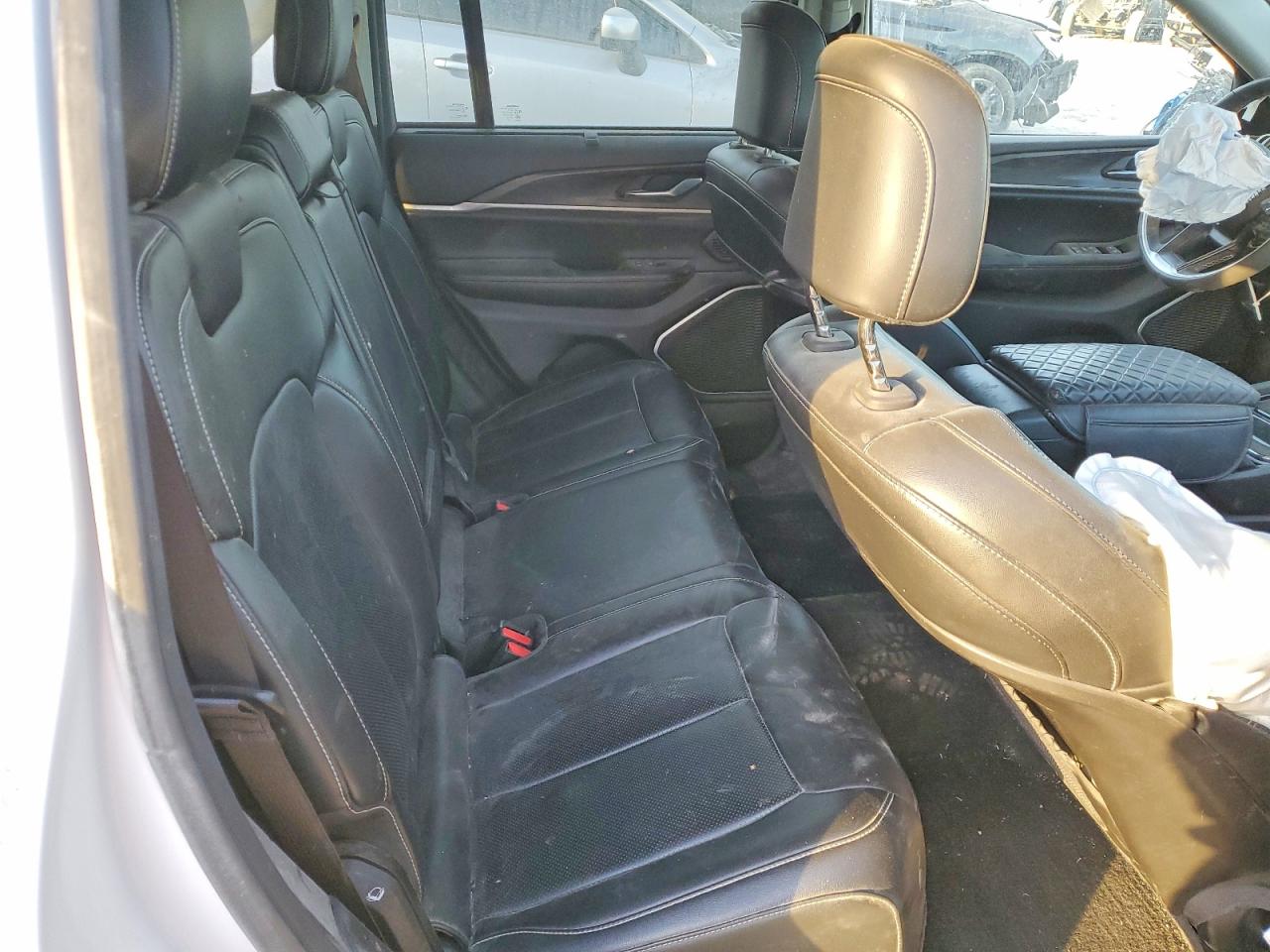 2023 JEEP GRAND CHEROKEE LIMITED photo 10