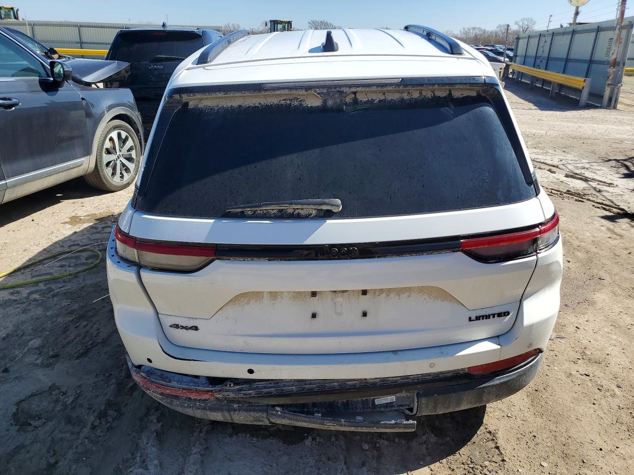 2023 JEEP GRAND CHEROKEE LIMITED photo 6