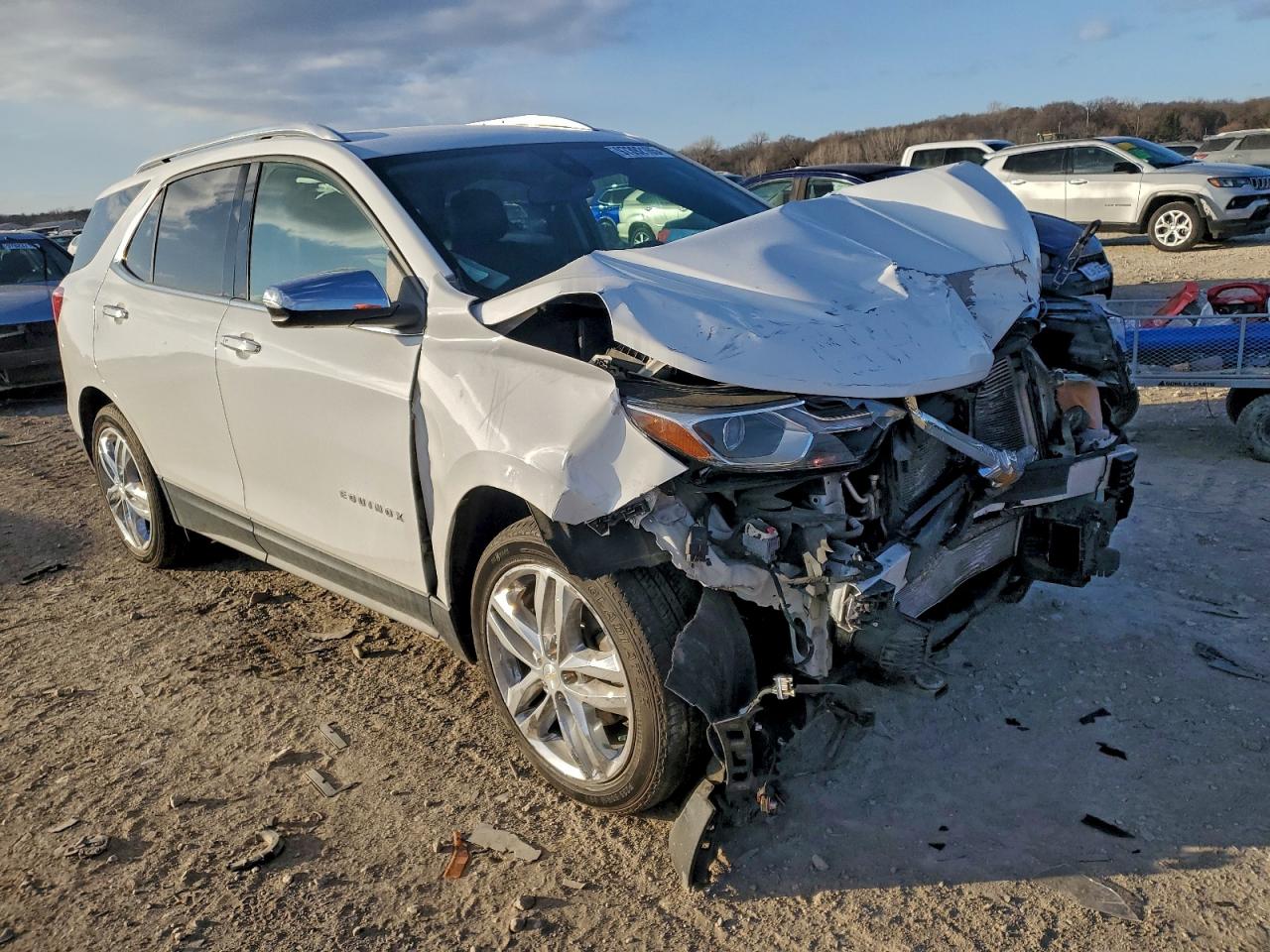 2018 CHEVROLET EQUINOX PREMIER photo 4