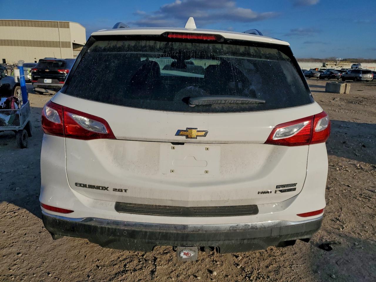 2018 CHEVROLET EQUINOX PREMIER photo 6