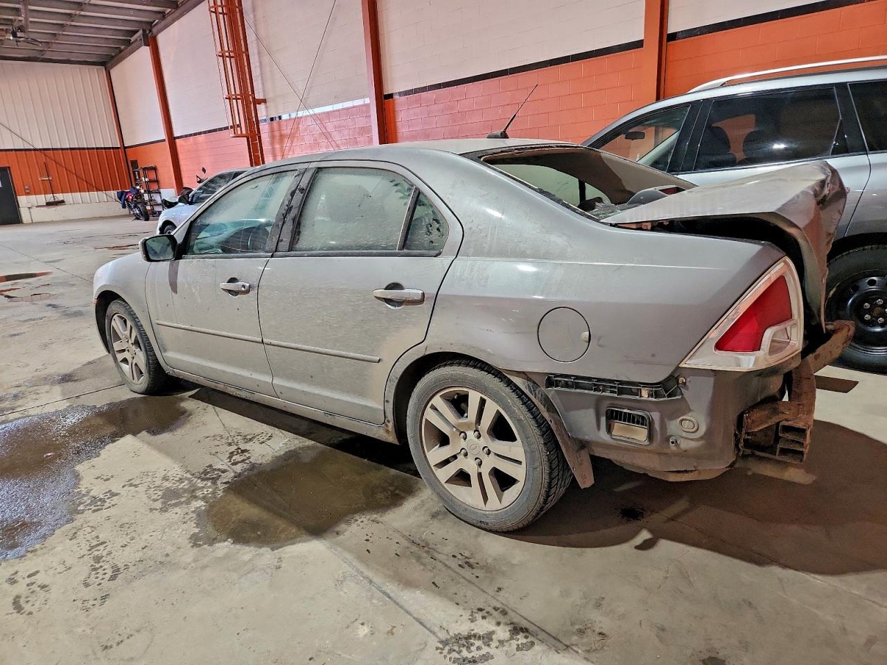2007 FORD FUSION SE photo 2