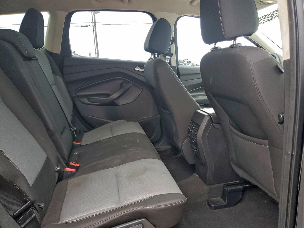 2017 FORD ESCAPE SE photo 11