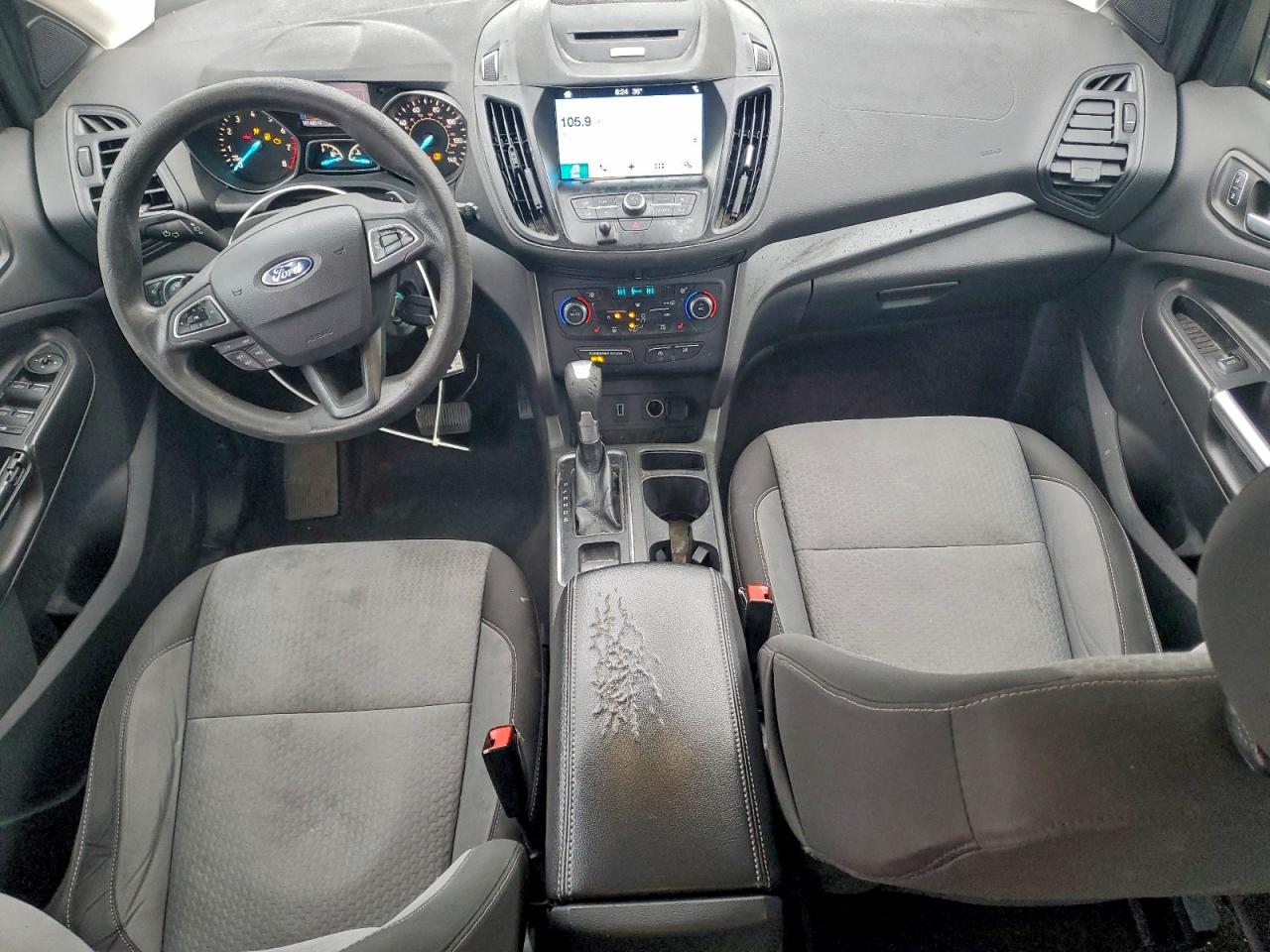 2017 FORD ESCAPE SE photo 8