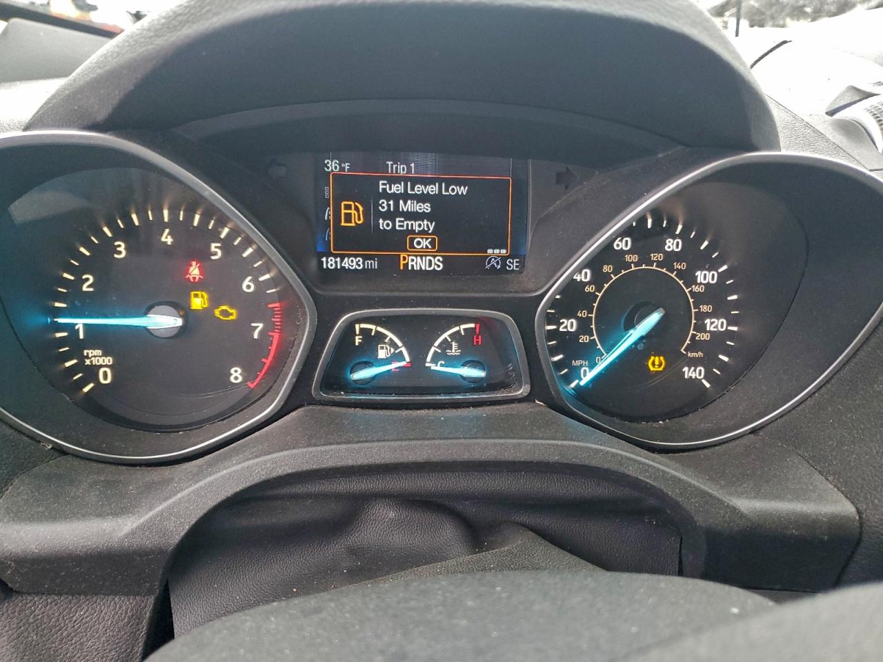 2017 FORD ESCAPE SE photo 9