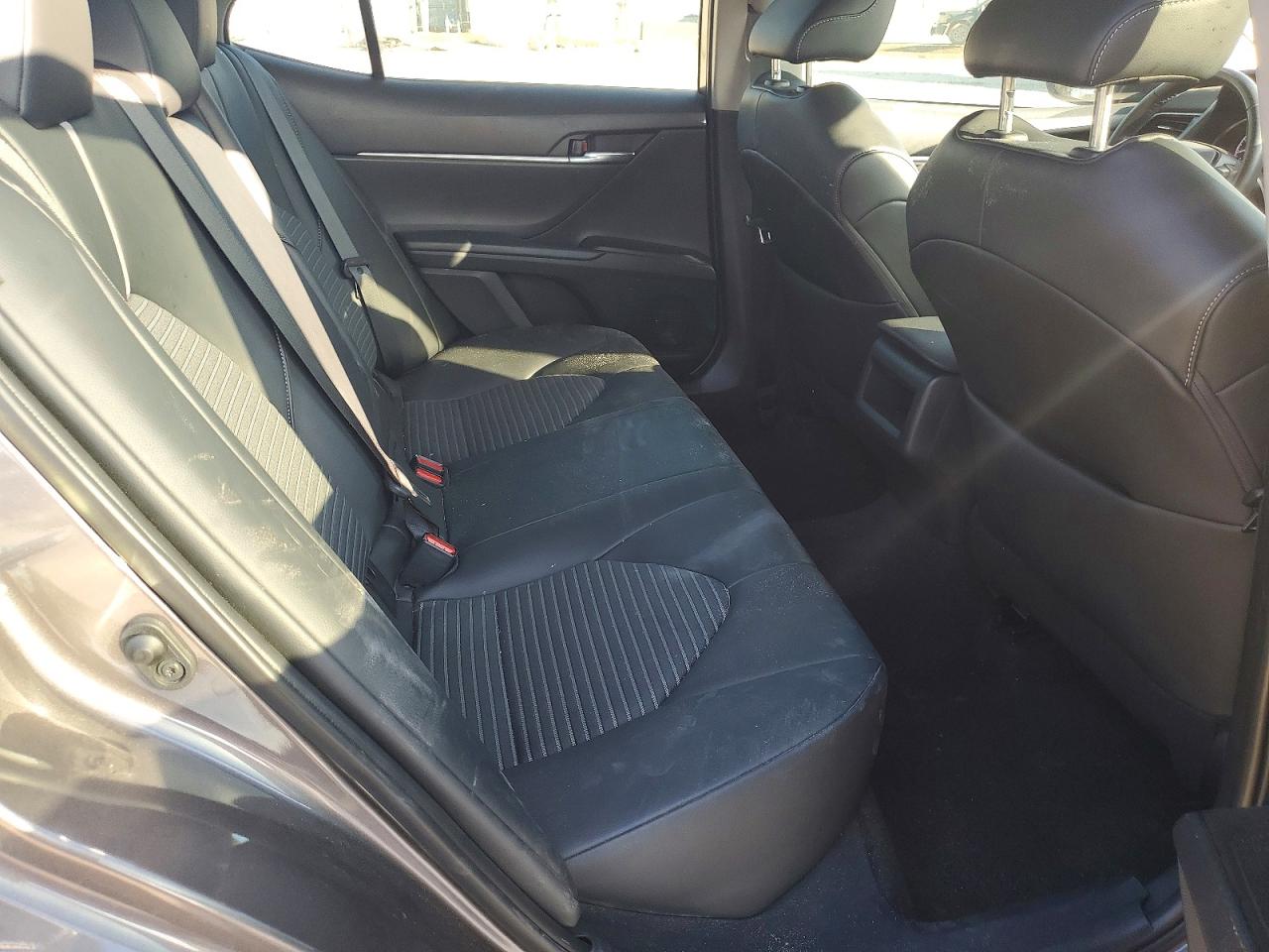 2022 TOYOTA CAMRY SE photo 10