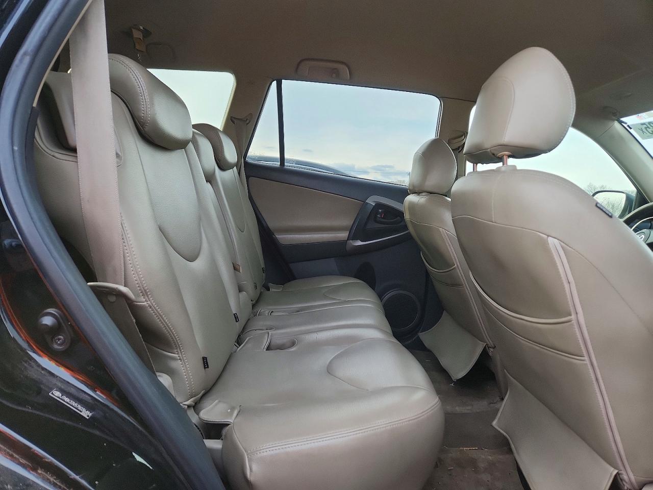 2007 TOYOTA RAV4 photo 28