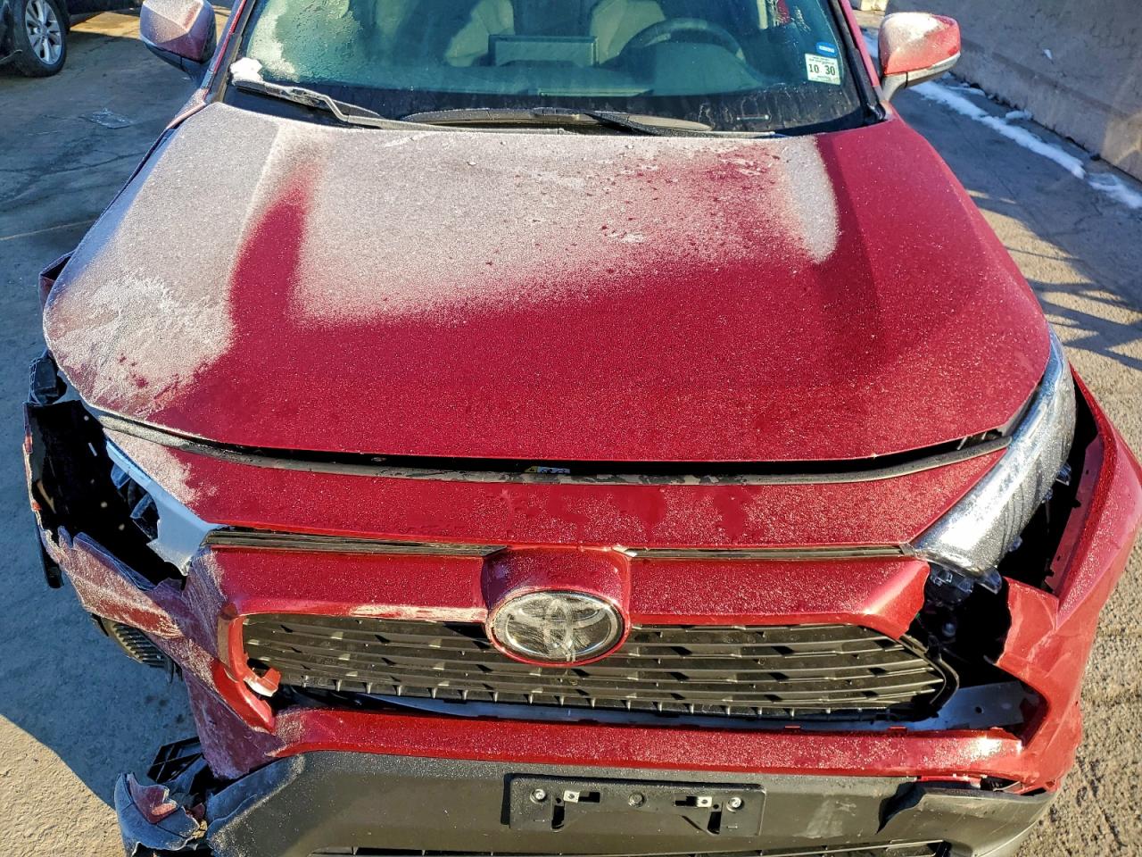 2025 TOYOTA RAV4 XLE photo 12