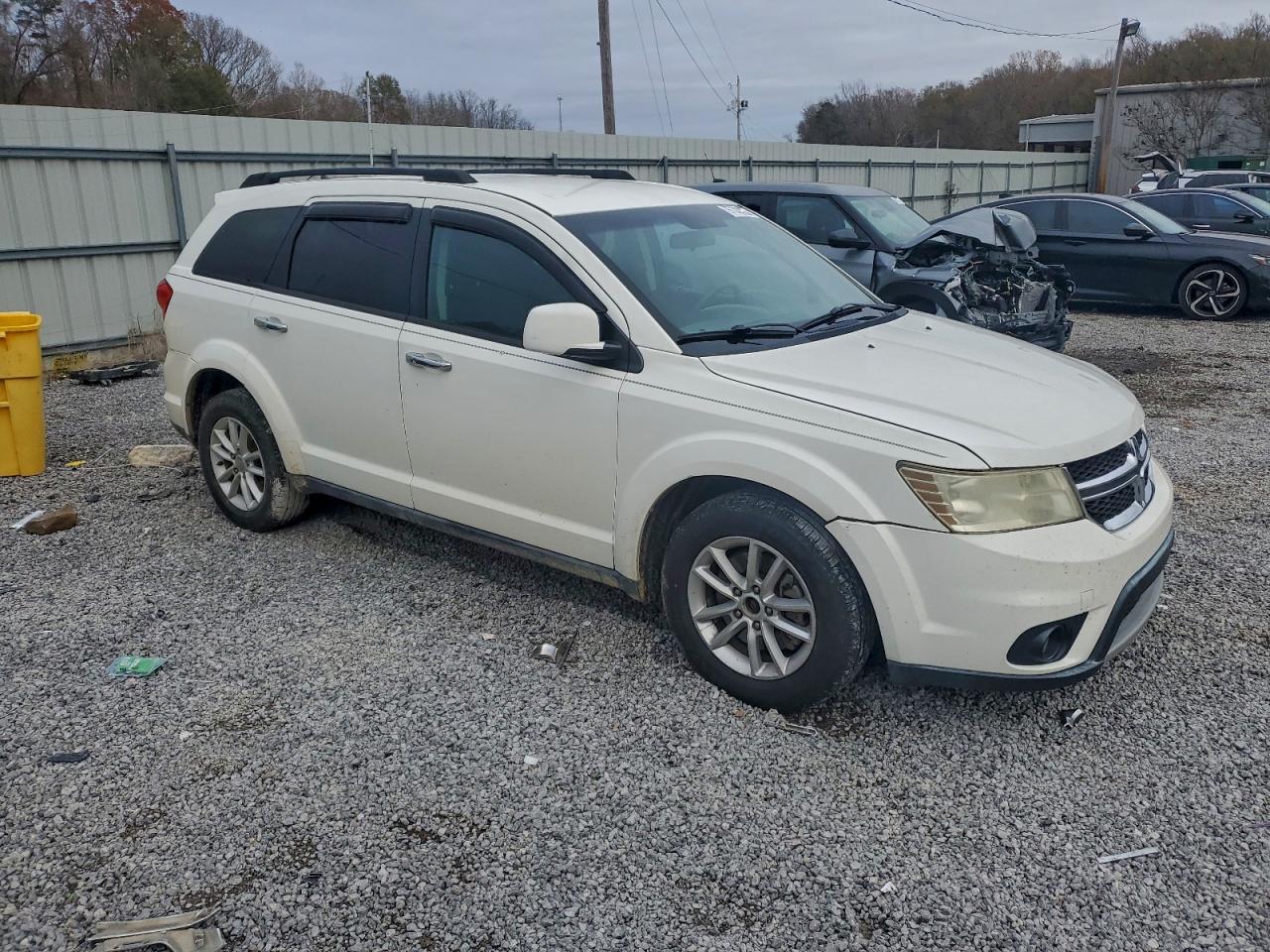 2013 DODGE JOURNEY SXT photo 4