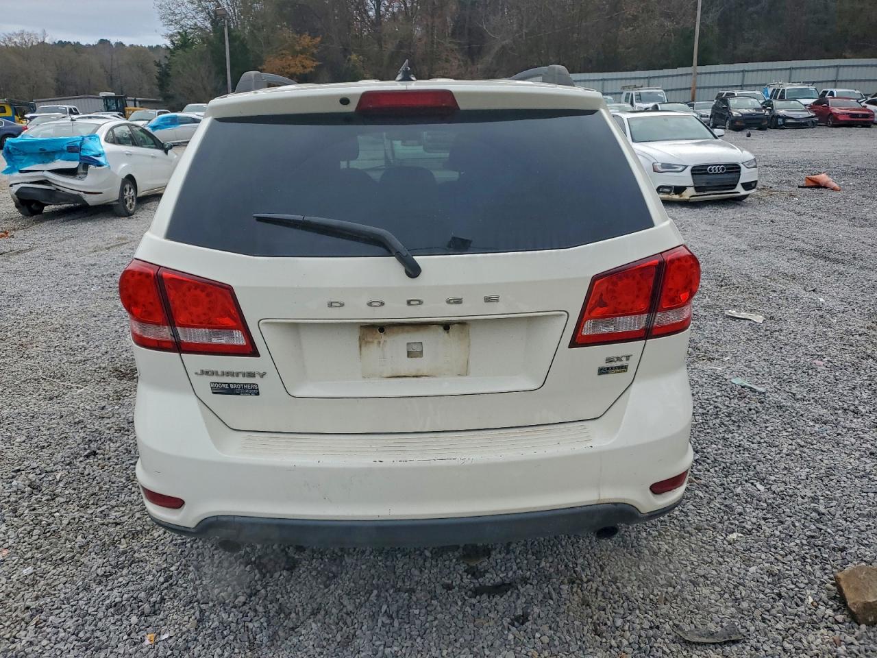 2013 DODGE JOURNEY SXT photo 6