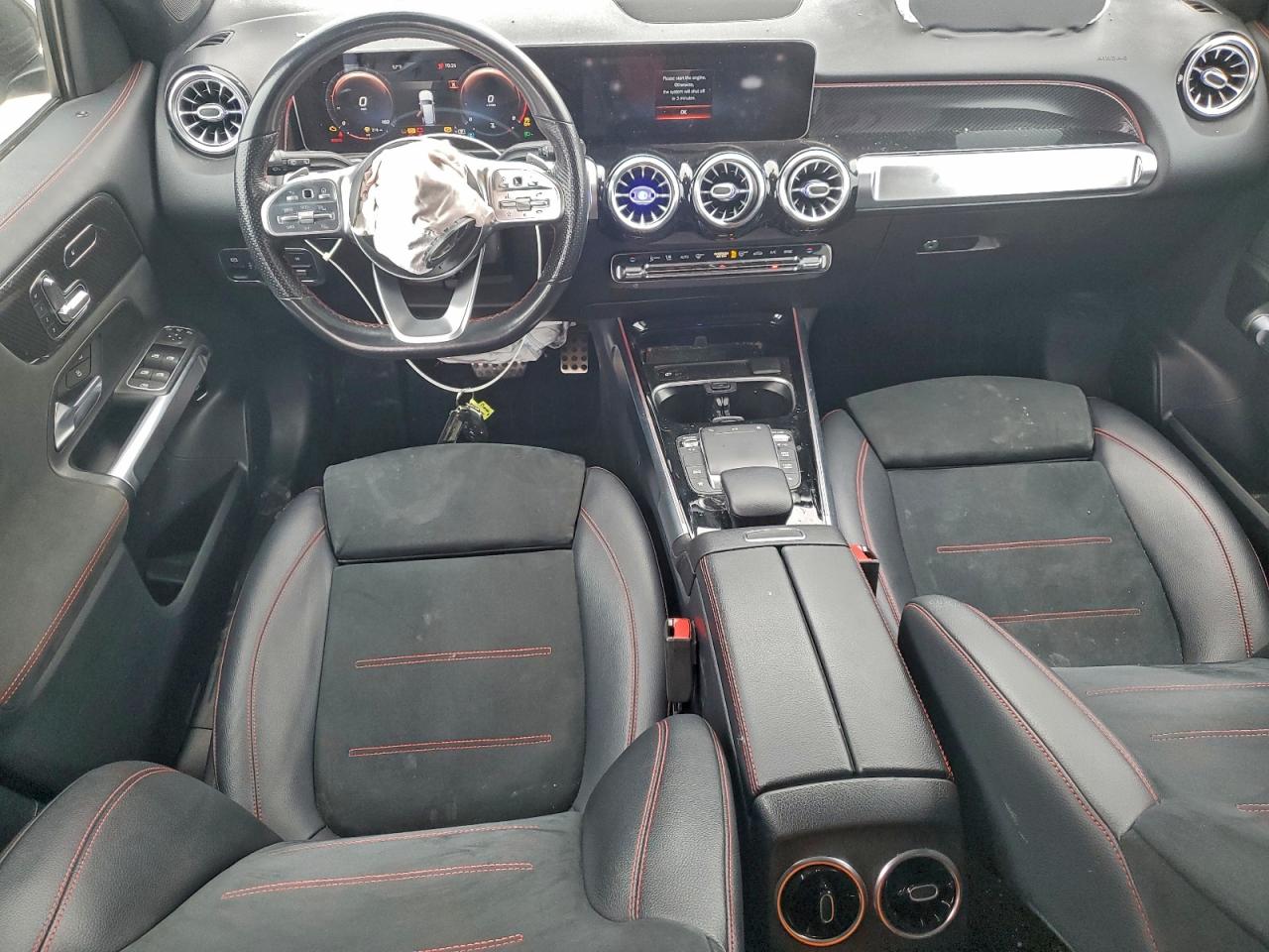 2021 MERCEDES-BENZ GLB 250 photo 8