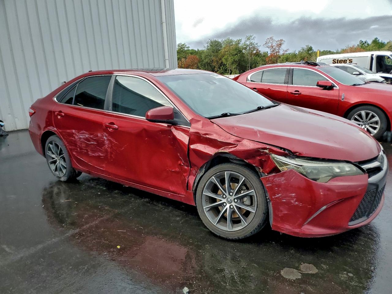 2015 TOYOTA CAMRY XSE photo 4