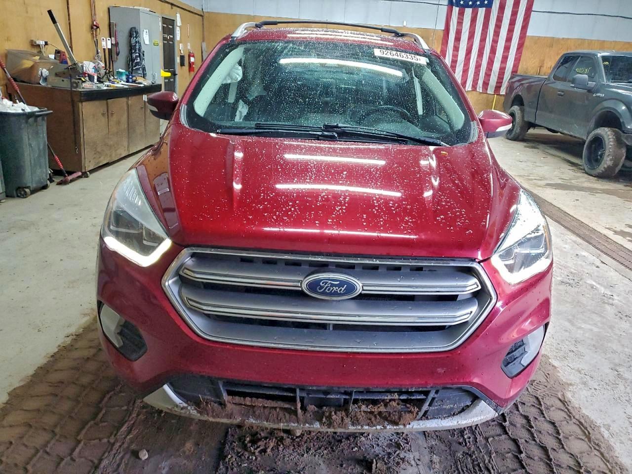 2017 FORD ESCAPE TITANIUM photo 5