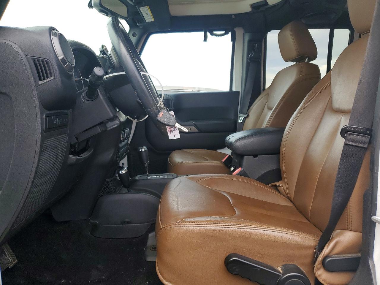 2013 JEEP WRANGLER UNLIMITED SAHARA photo 7