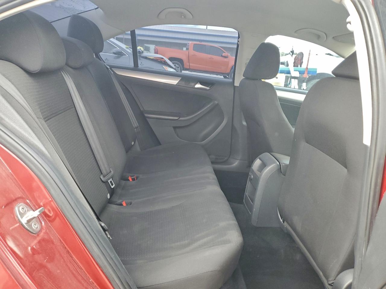 2016 VOLKSWAGEN JETTA SE photo 10