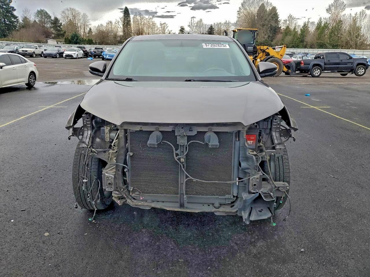 2016 TOYOTA HIGHLANDER LE photo 5