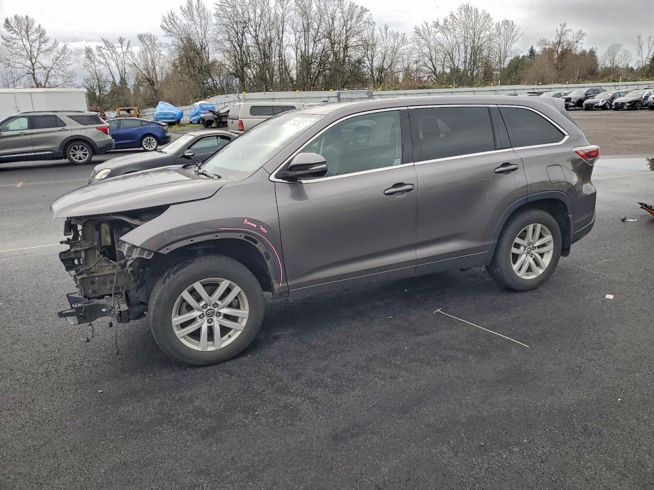 2016 TOYOTA HIGHLANDER