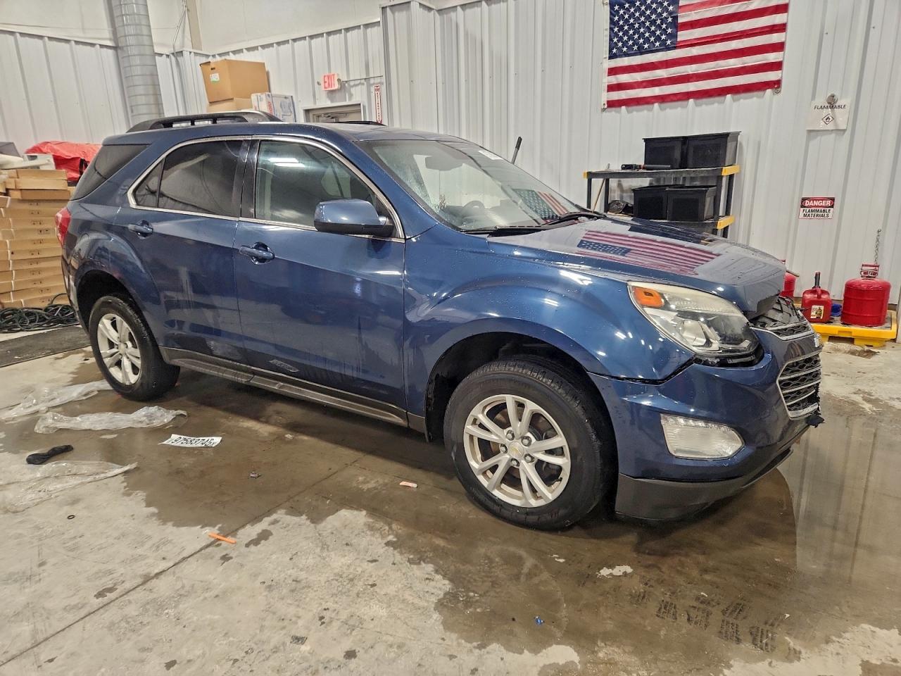 2016 CHEVROLET EQUINOX LT photo 4