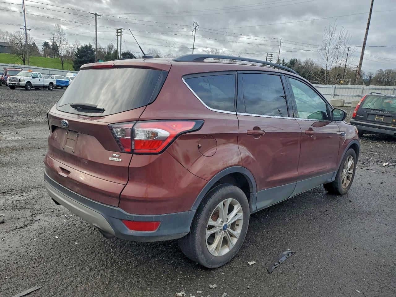 2018 FORD ESCAPE SE photo 3
