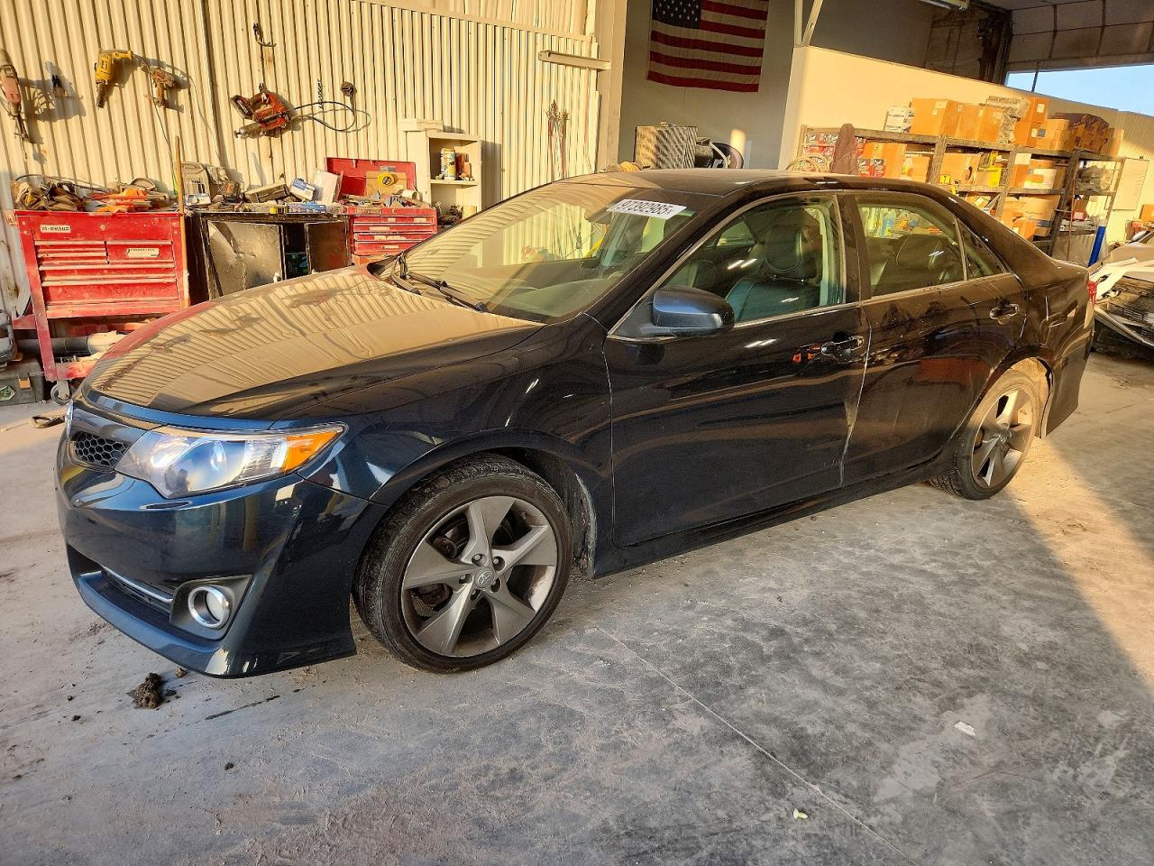 2014 TOYOTA CAMRY