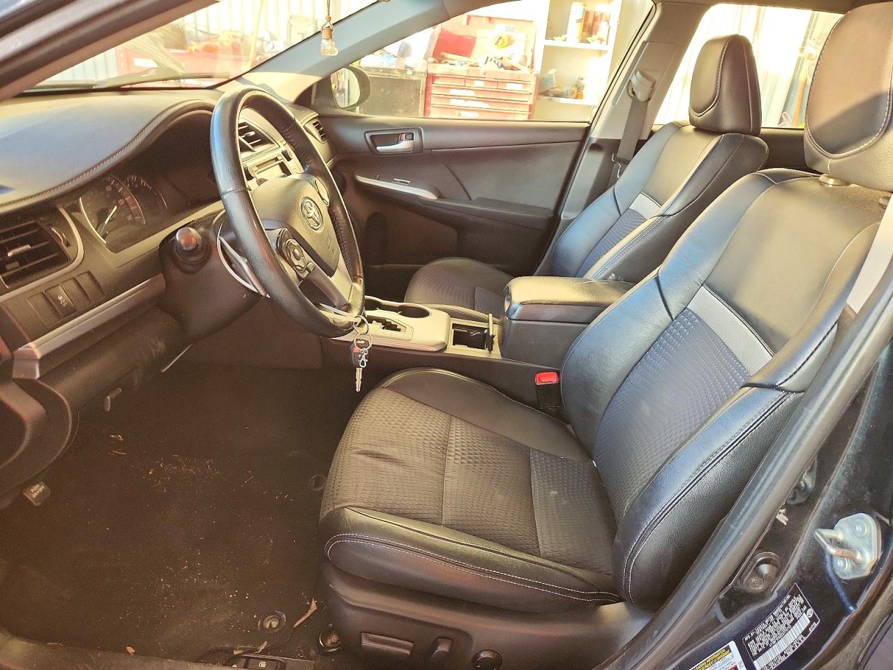 2014 TOYOTA CAMRY L photo 7