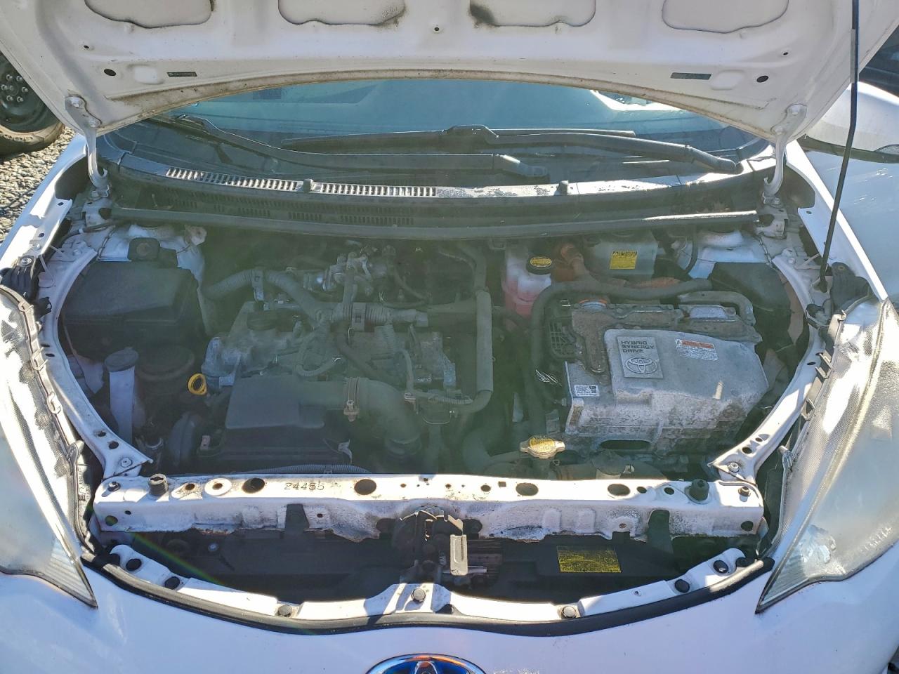 2012 TOYOTA PRIUS C photo 11