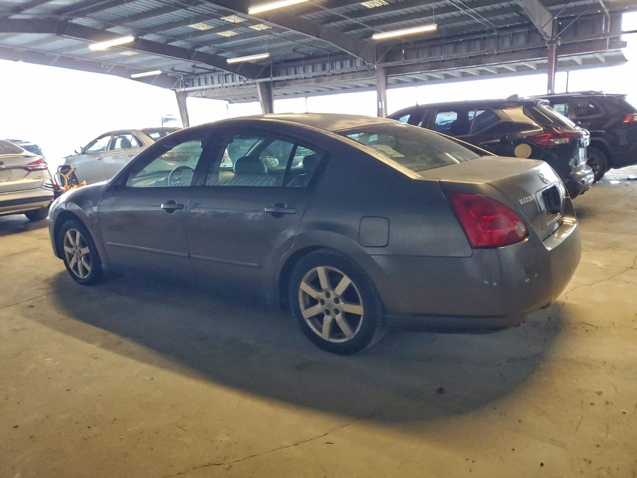 2006 NISSAN MAXIMA SE photo 2