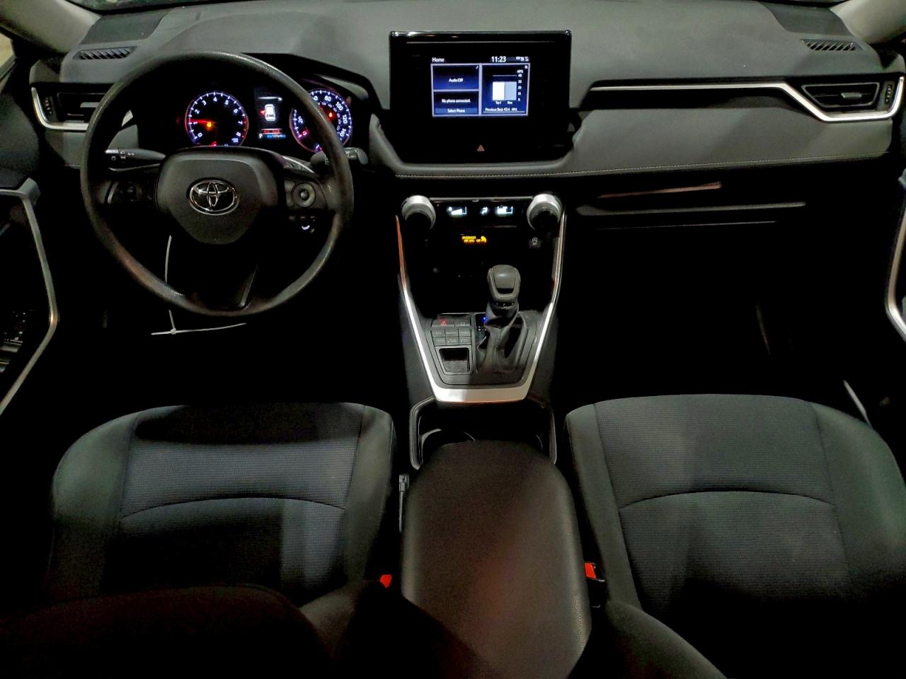 2019 TOYOTA RAV4 LE photo 8