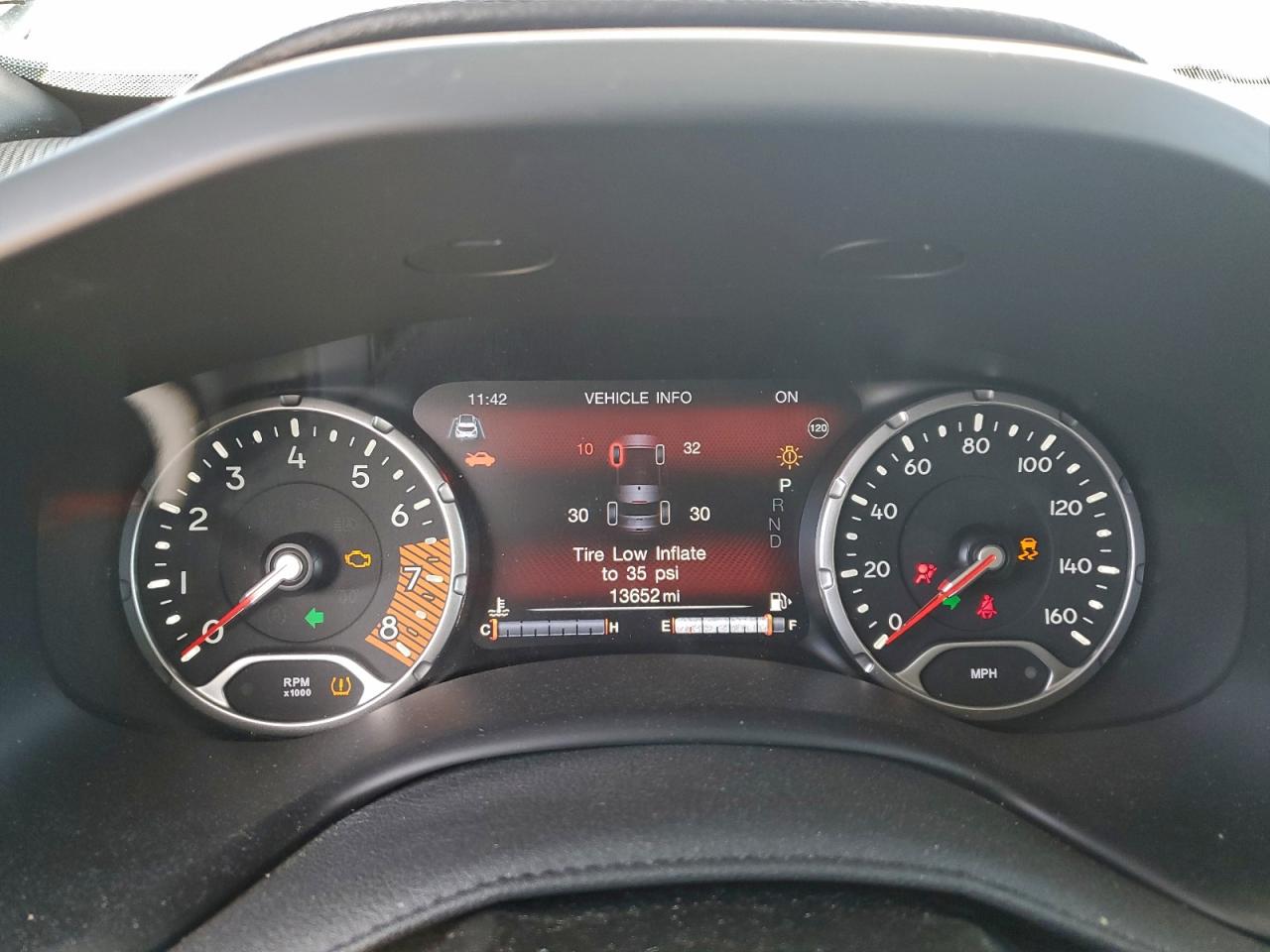 2023 JEEP RENEGADE LIMITED photo 9