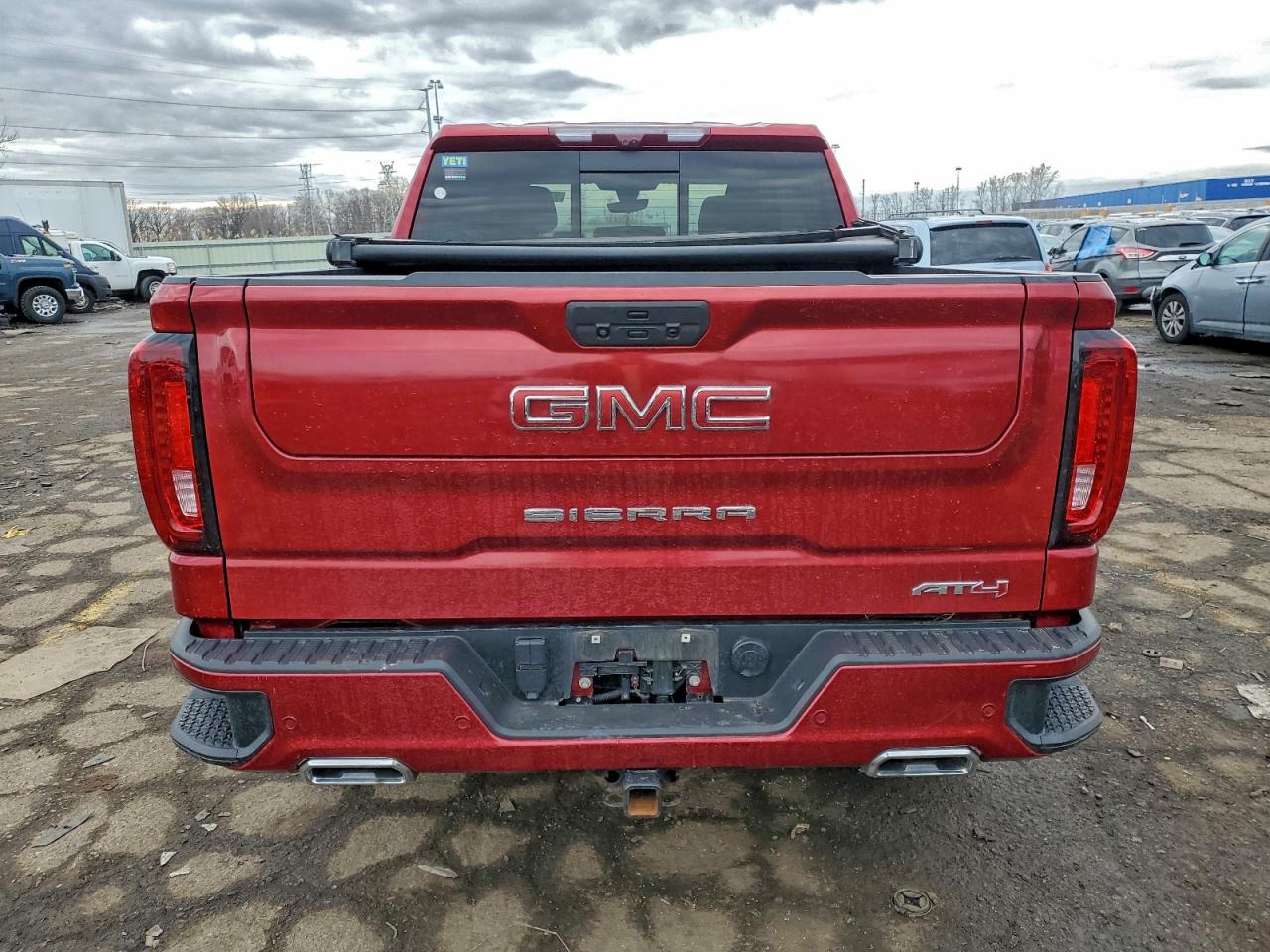 2021 GMC SIERRA K1500 AT4 photo 6