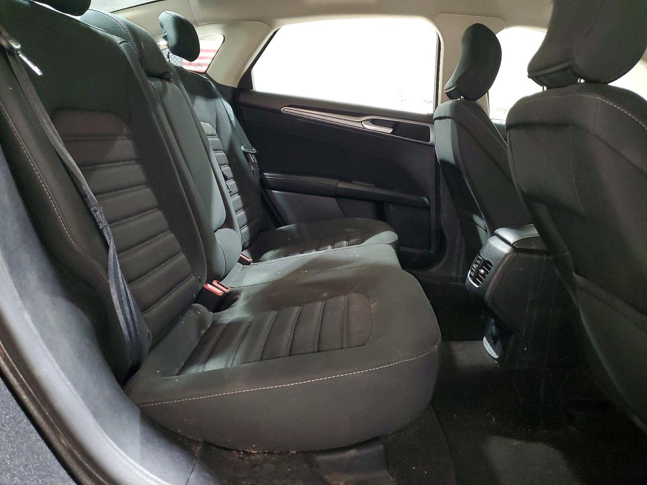 2019 FORD FUSION SE photo 10
