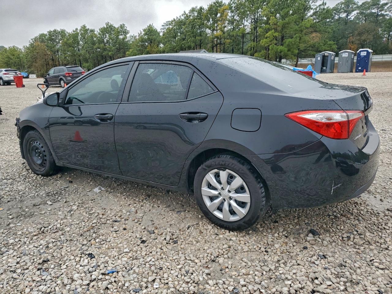 2015 TOYOTA COROLLA L photo 2