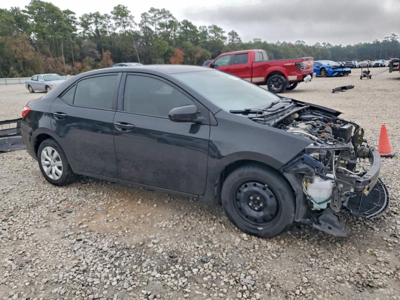2015 TOYOTA COROLLA L photo 4