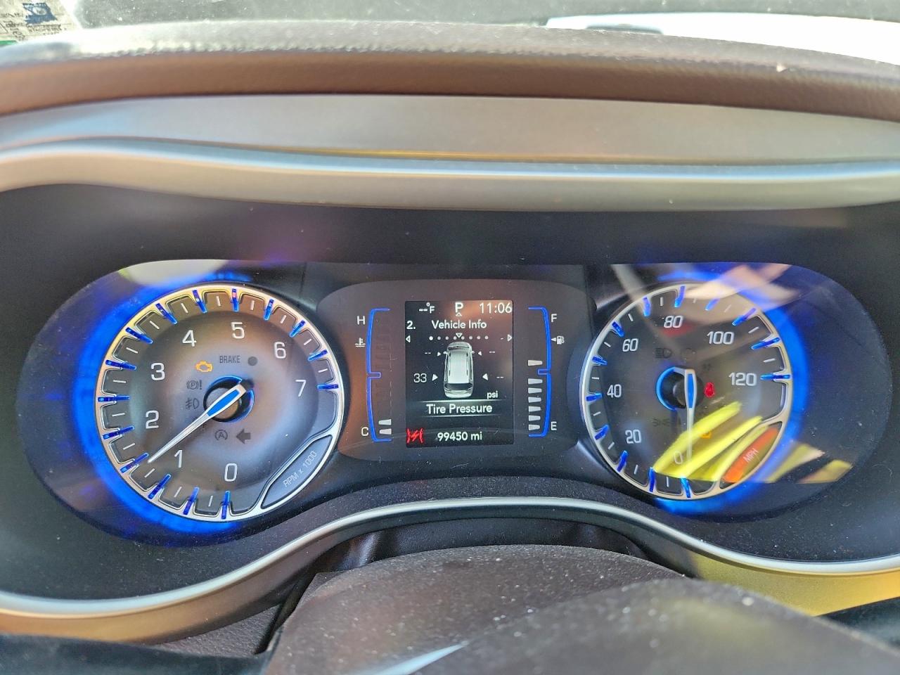2021 CHRYSLER VOYAGER LXI photo 9