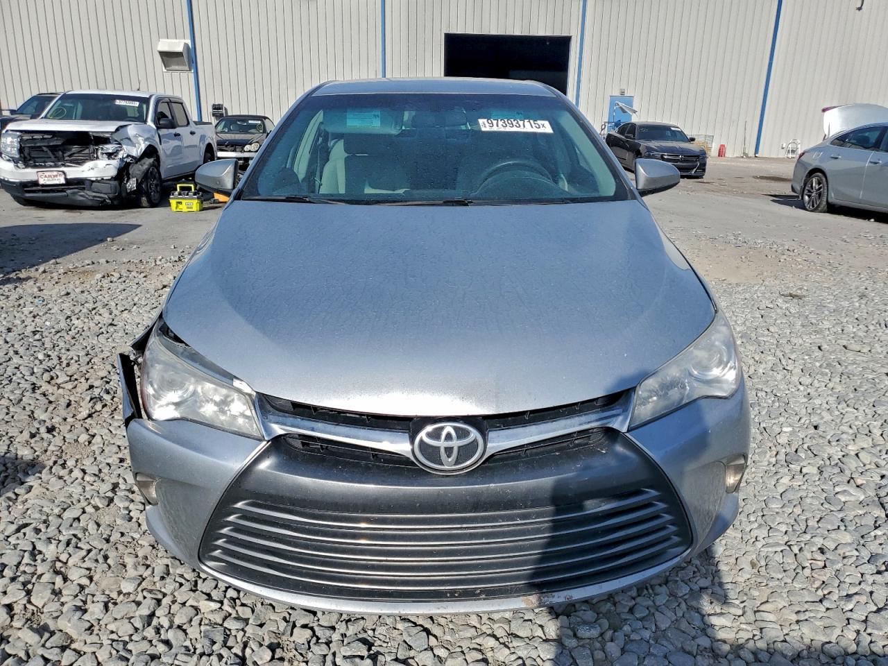 2017 TOYOTA CAMRY LE photo 5